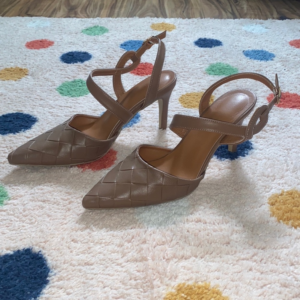 Tan heels